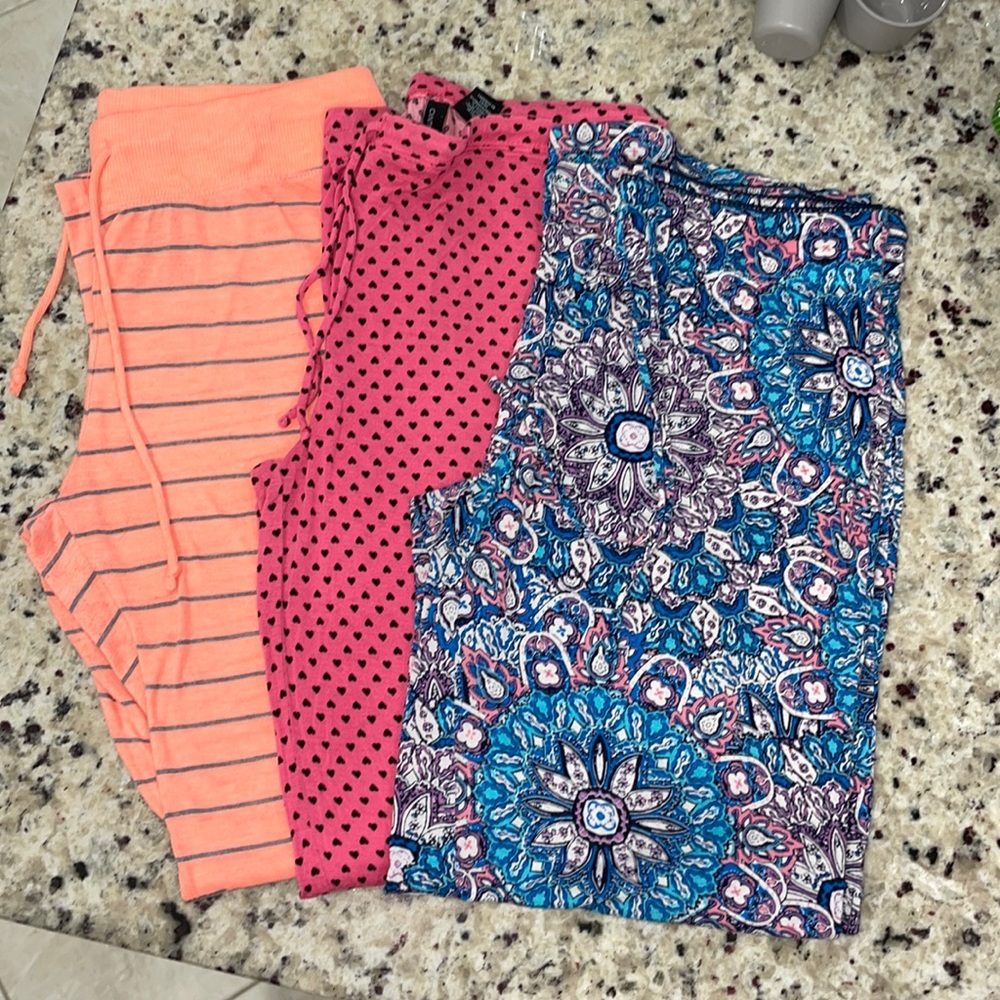 Medium lounge/ pajama pants lot